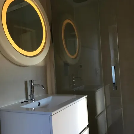 Tambellini De Fondra Apartment