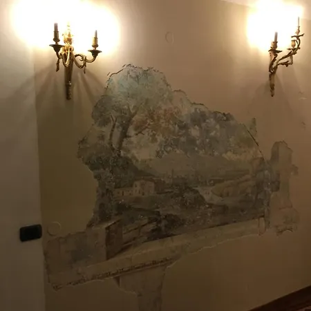 Tambellini De Fondra Apartment