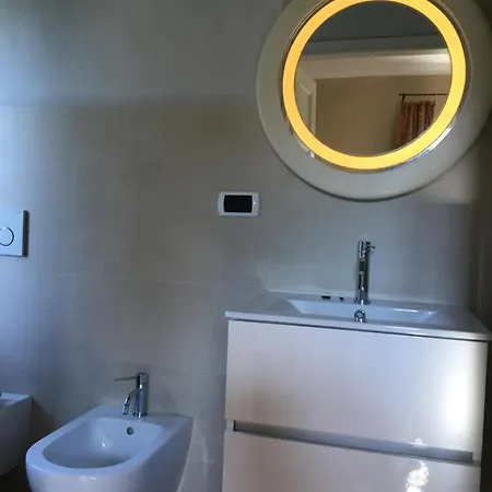 Tambellini De Fondra Apartment